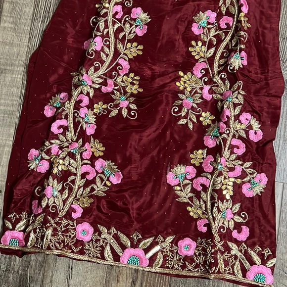 Patiala Salwar Suit - Picture 3 of 11